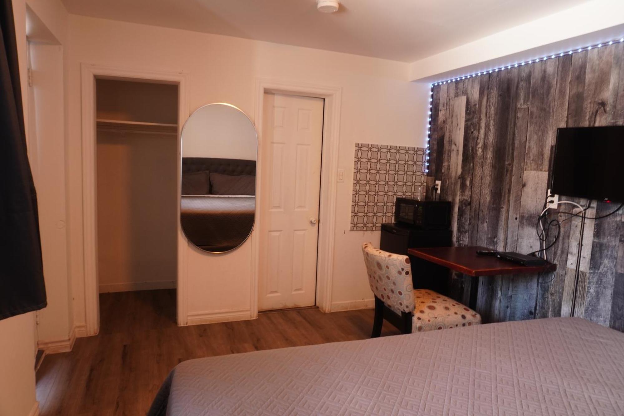 Crestwood Motel Берлінгтон Екстер'єр фото