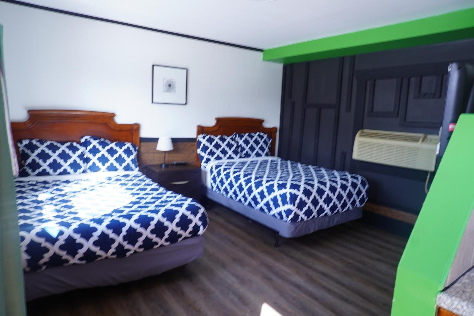 Crestwood Motel Берлінгтон Екстер'єр фото